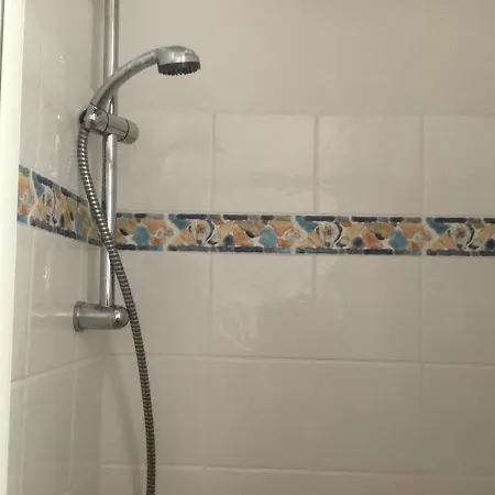 דירה Typique,chaleureux Et Pratique שאמוני